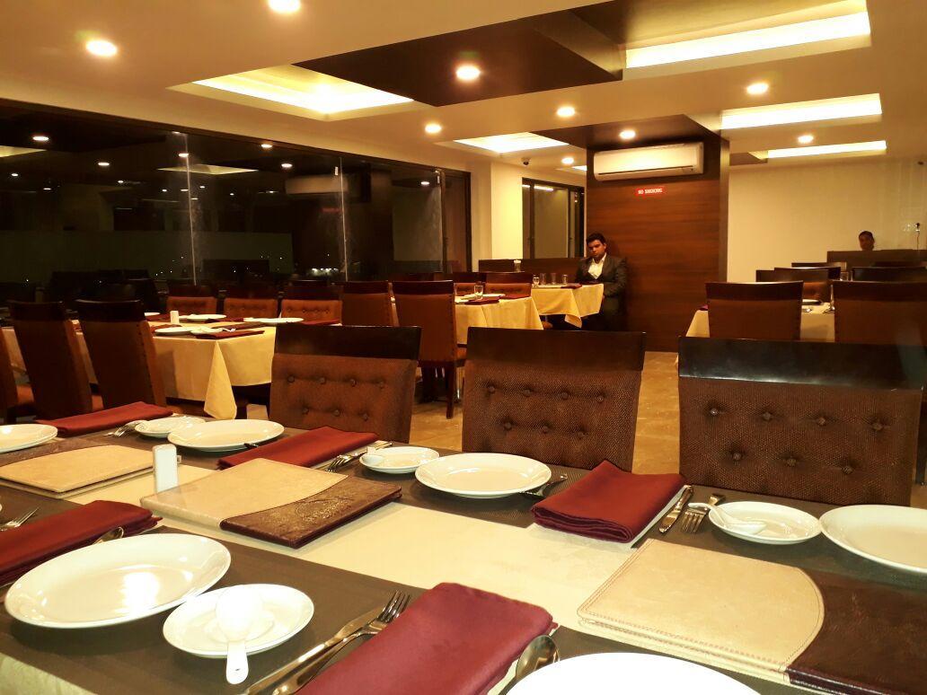 Hotel Comfort Bharuch Exterior photo